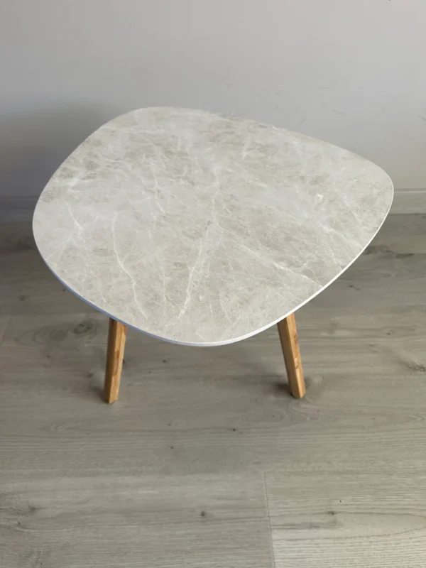 Keramische salontafel genaamd Vilnius