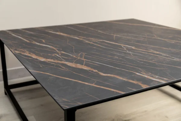 Keramische salontafel genaamd Marseille