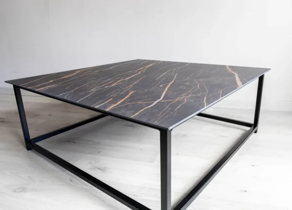 Keramische salontafel genaamd Marseille
